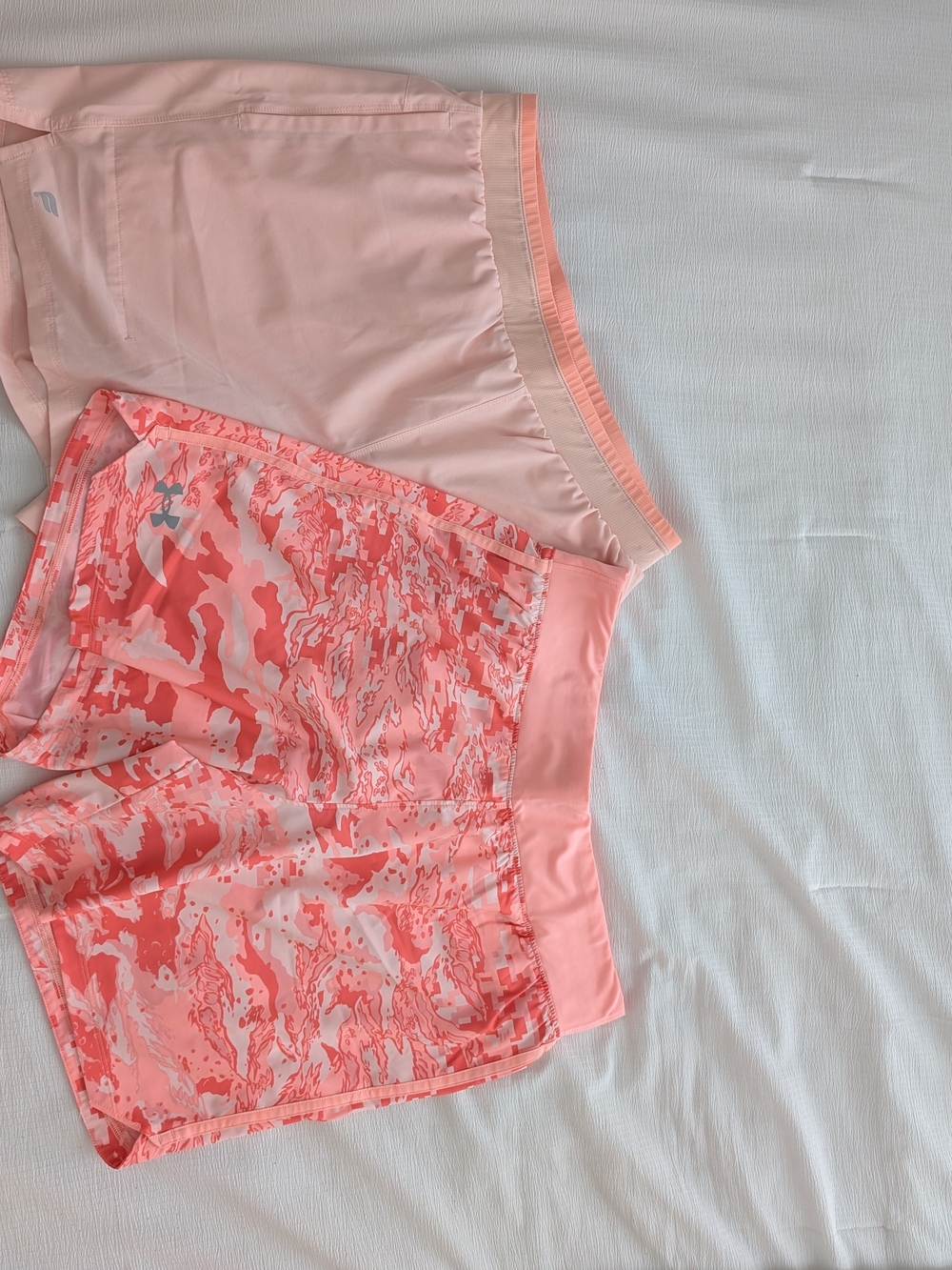 Set Of Two - Fabletics And Under Armour Coral Pink Camo Athletic Shorts - Picture 9 of 9